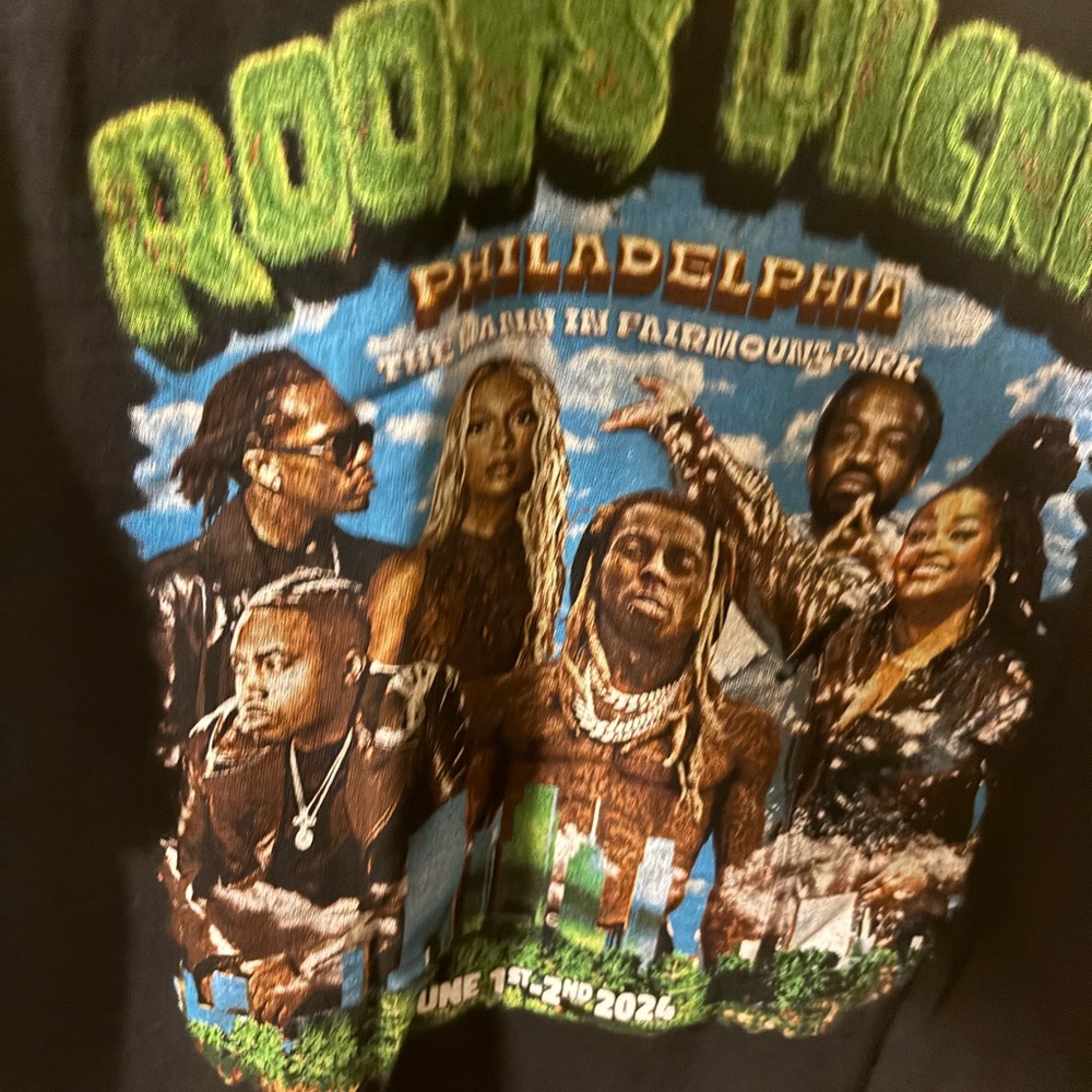 Roots picnic concer shirt